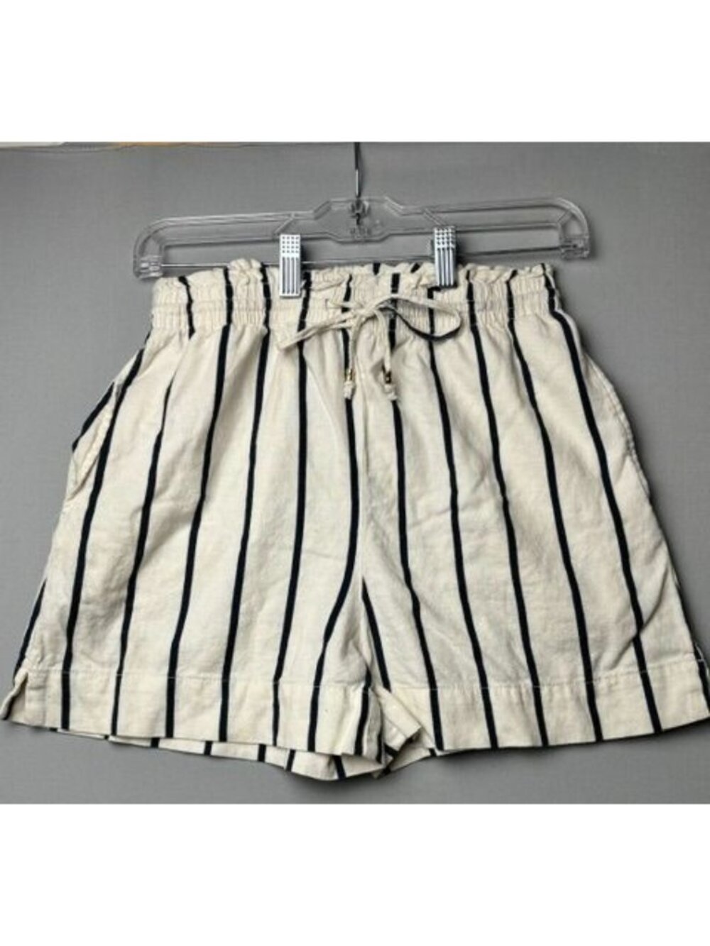 H&M Linen Blend Women's Striped Paperbag Waist Shorts XS Ivory Navy Drawstring
